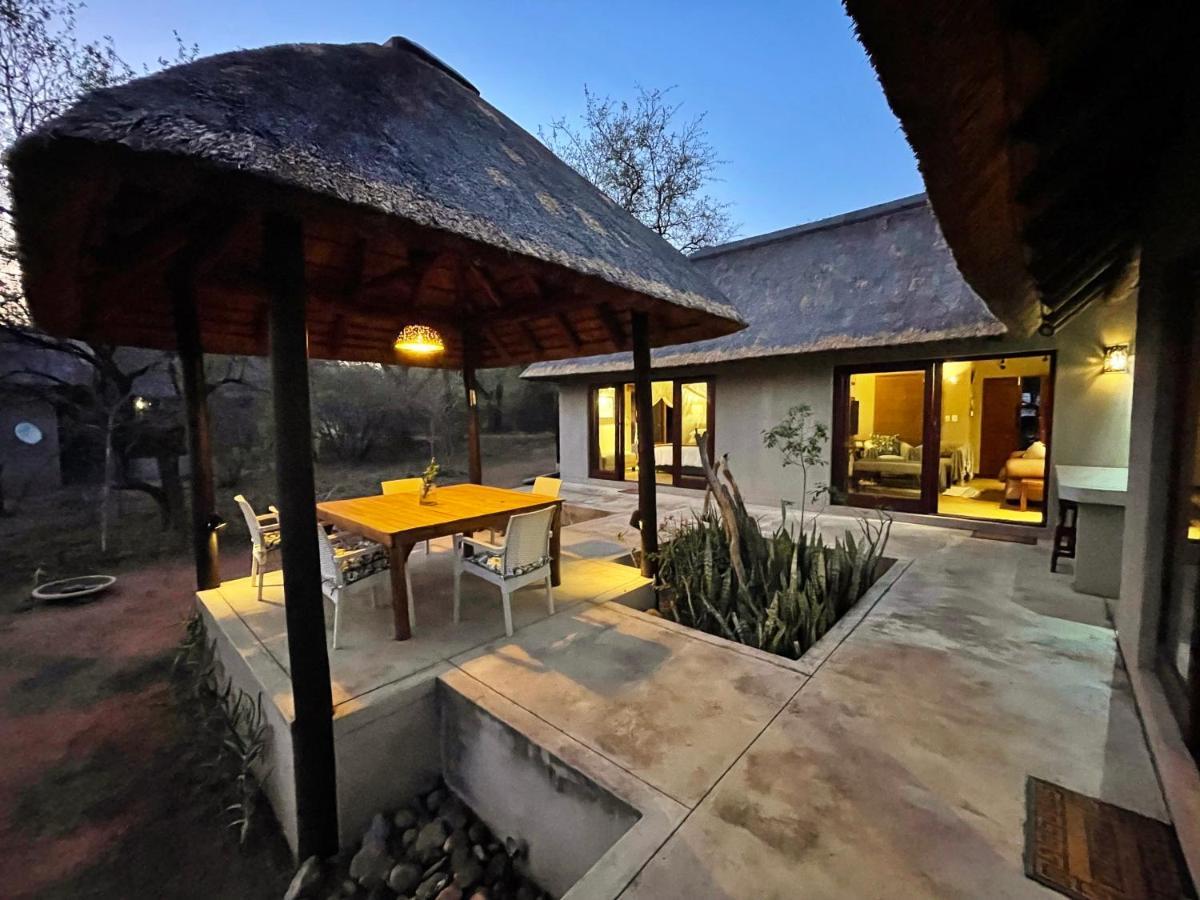 10 Raptors Lodge Hoedspruit Eksteriør billede